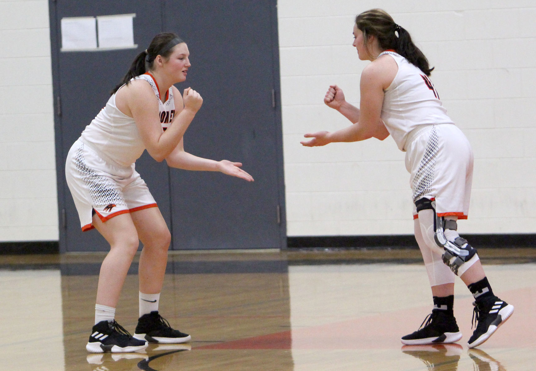 Spooner at Bloomer girls basketball 12-11-18